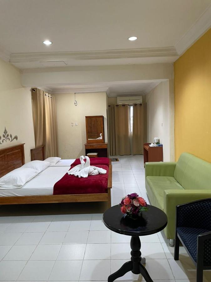 Samudera Hotel Kampung Kuala Besut Exteriér fotografie